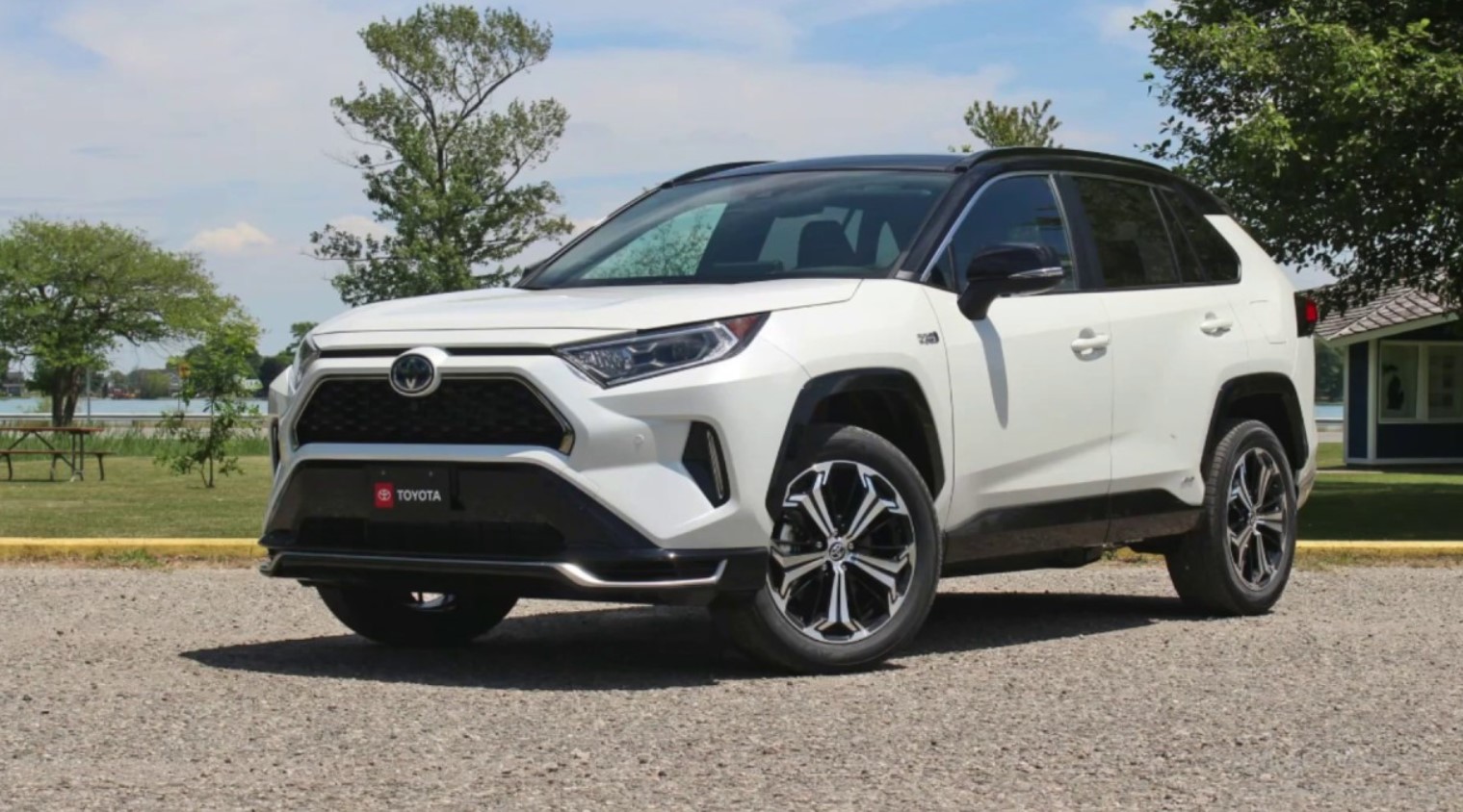 Toyota RAV4 Prime 2025 Exterior